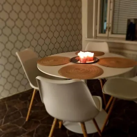 In The Center 罗瓦涅米